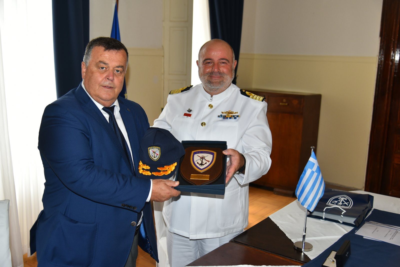 Υπεγράφη το Μνημόνιο για το γήπεδο Κ.Ε. «ΠΟΡΟΣ» από το Δήμου Πόρου και το
Πολεμικό Ναυτικό